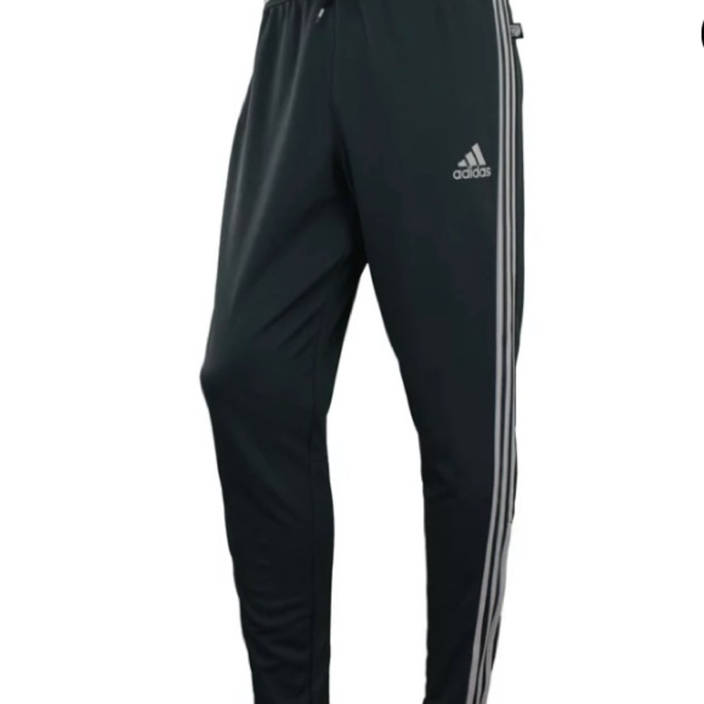 Adidas Boy’s Climacool Practice Pants, Dark Grey Size XL Pre-Owned.